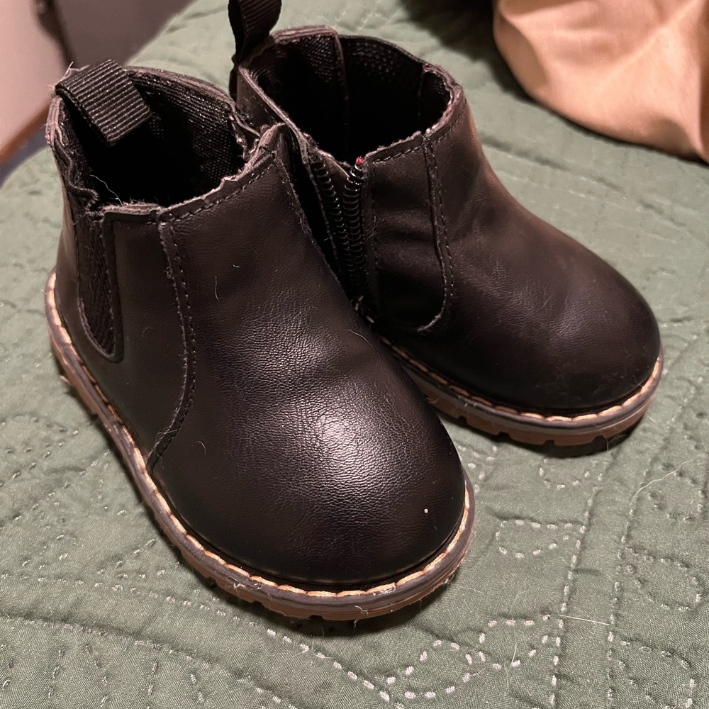 Black toddler Chelsea Boots